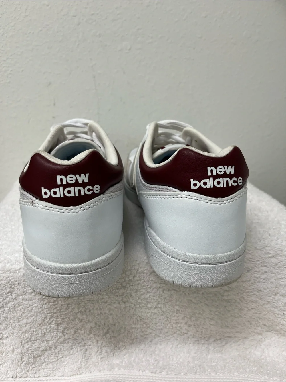 New Balance 480 Men’s Low Top Leather Sneakers White/Gray Burgundy Size 13